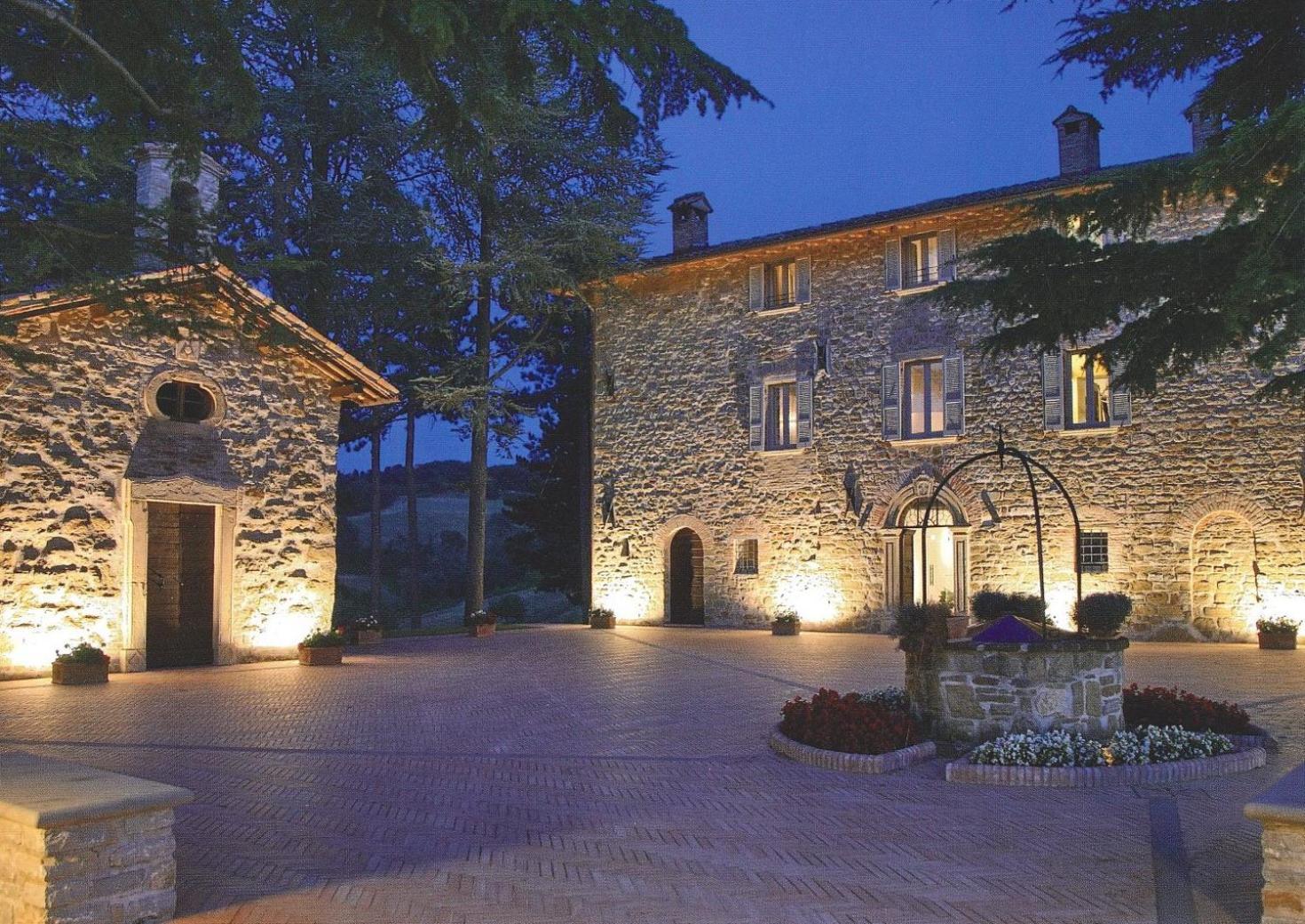 Tenuta Borgo San Michele Gubbio Exterior photo