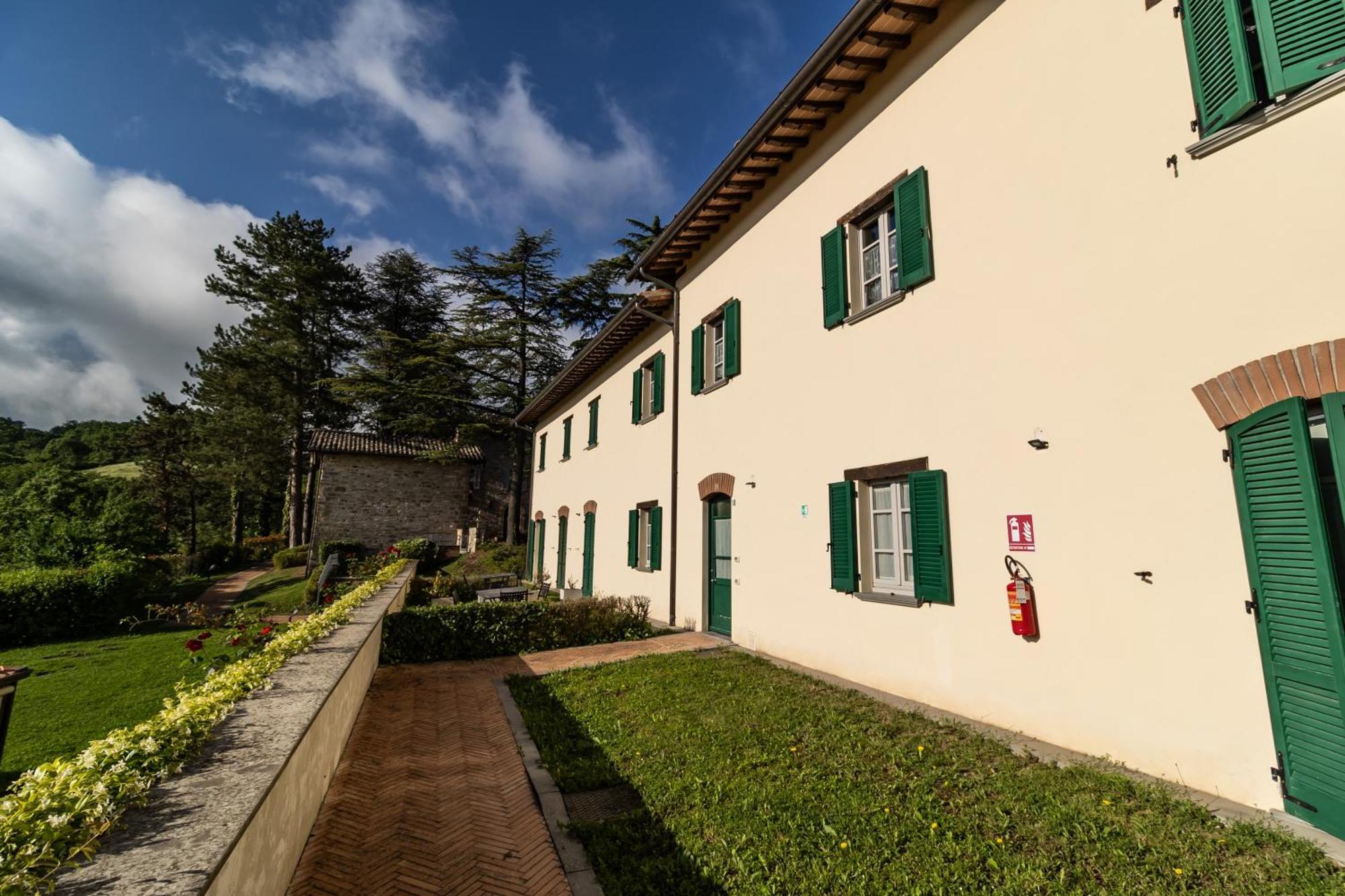 Tenuta Borgo San Michele Gubbio Exterior photo