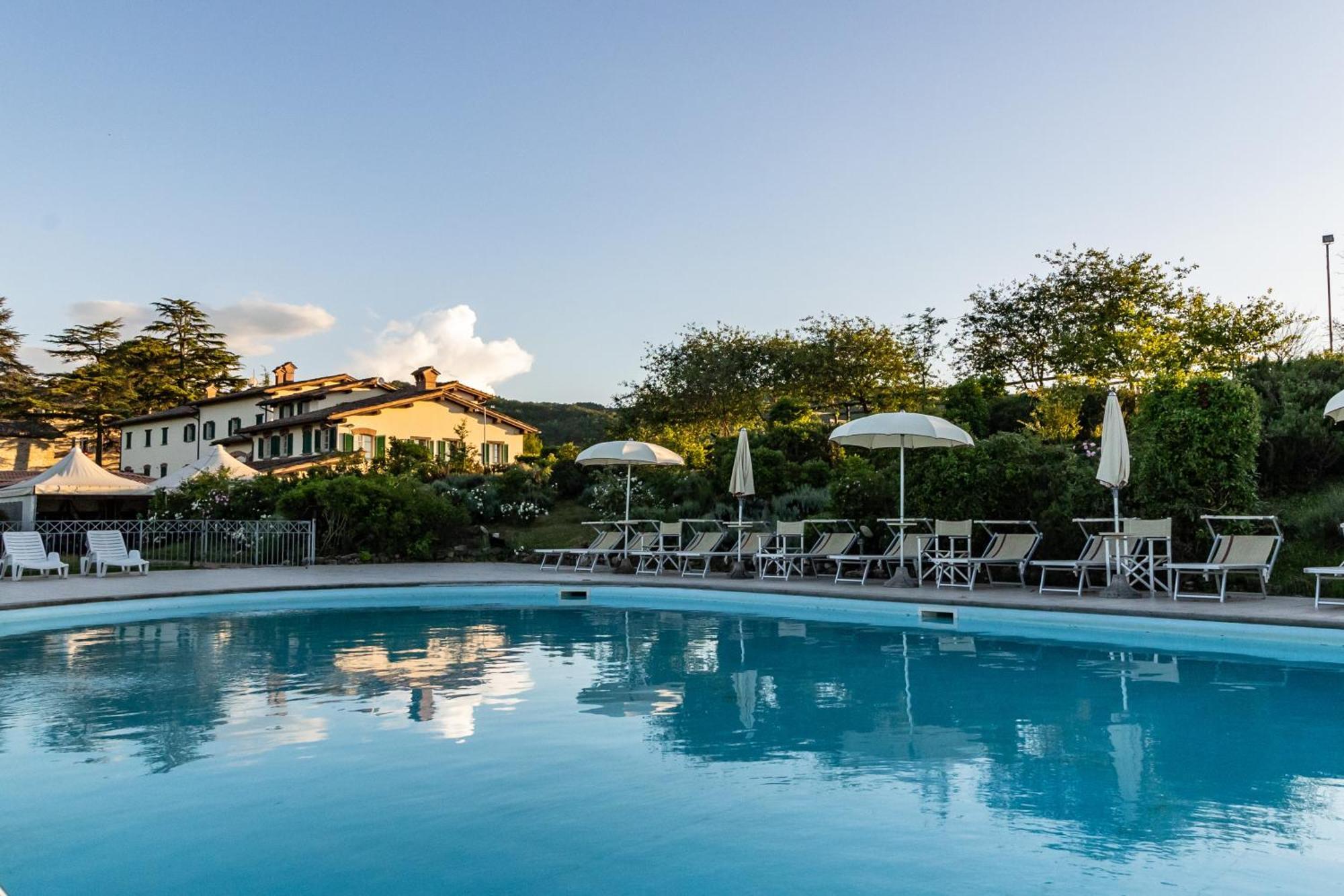 Tenuta Borgo San Michele Gubbio Exterior photo